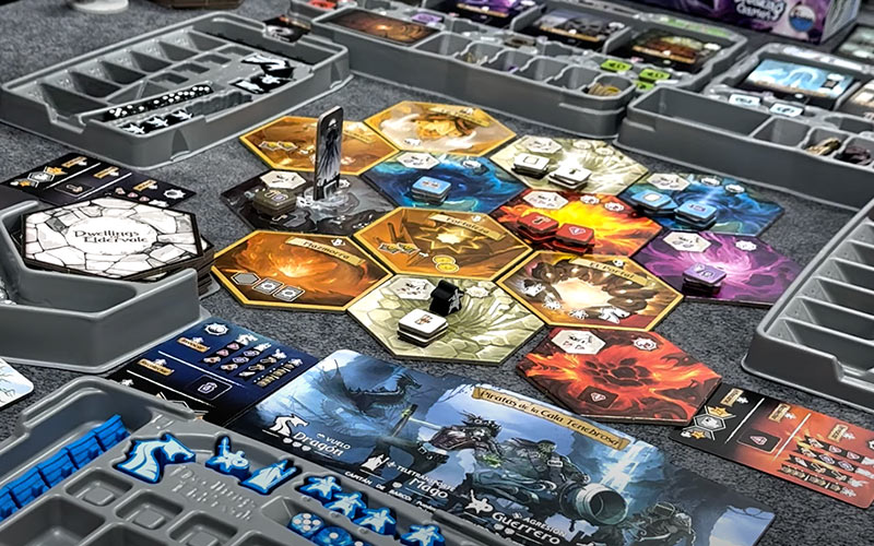 Como se juega a Dwellings or Eldervale